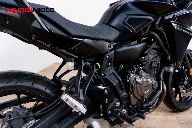Motorbike image 3
