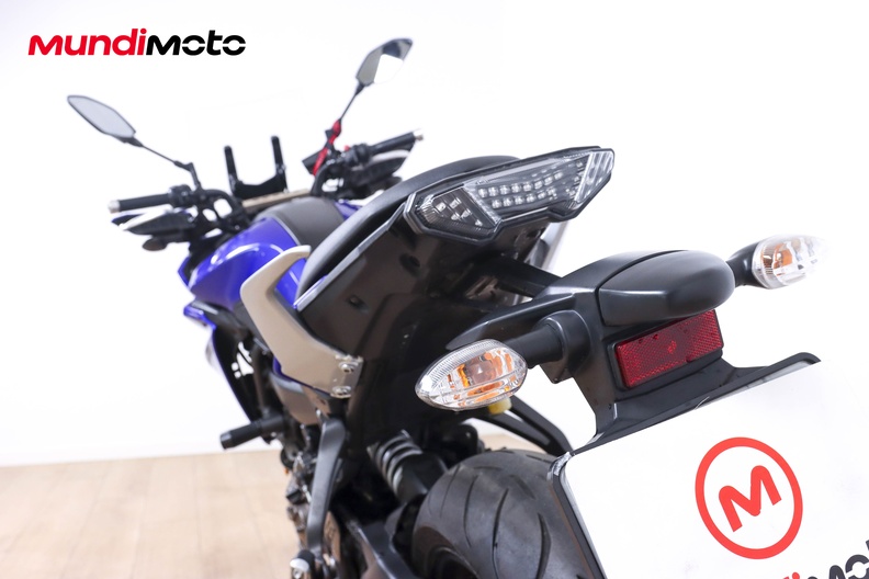 Motorbike image 9