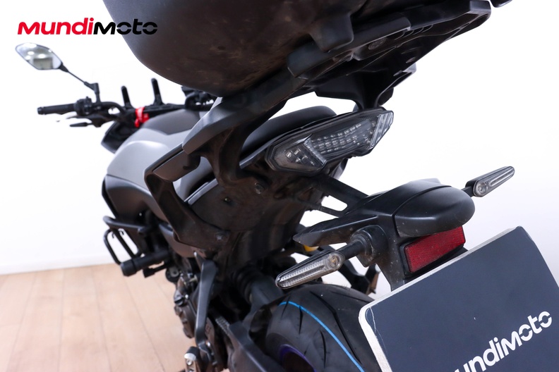 Motorbike image 9