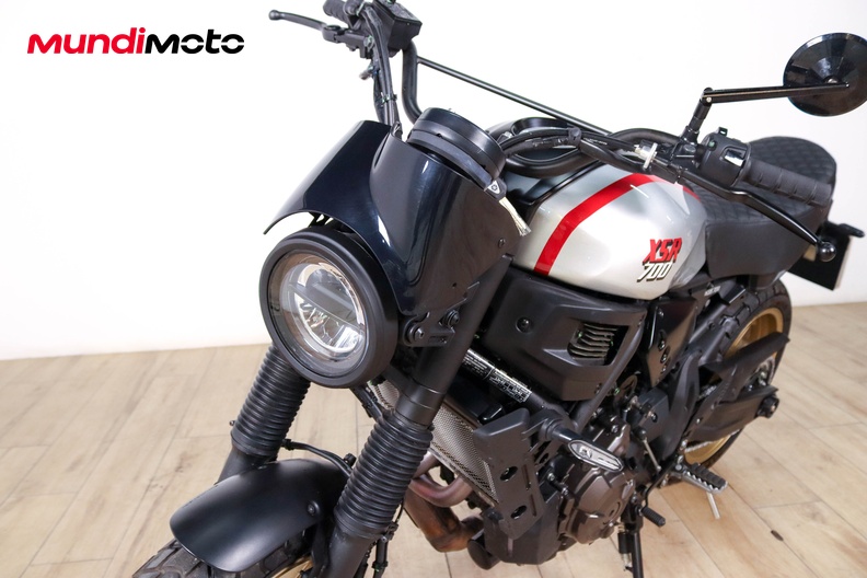Motorbike image 7