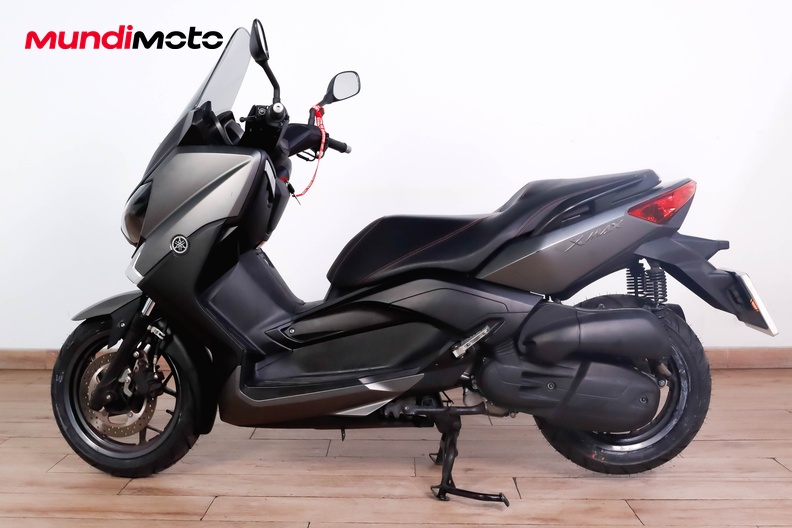 Motorbike image 5