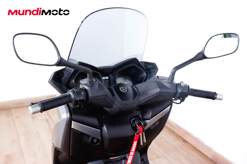 Motorbike image 10