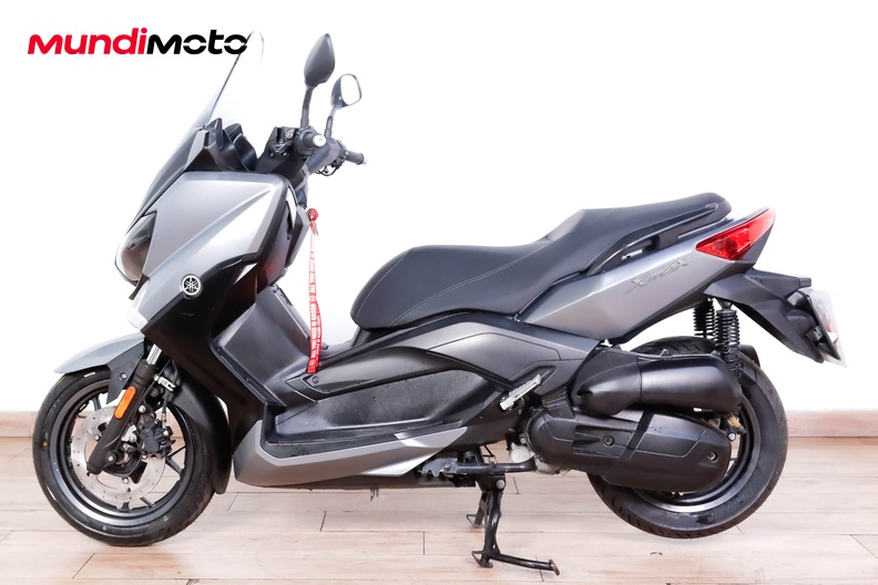 Motorbike image 5