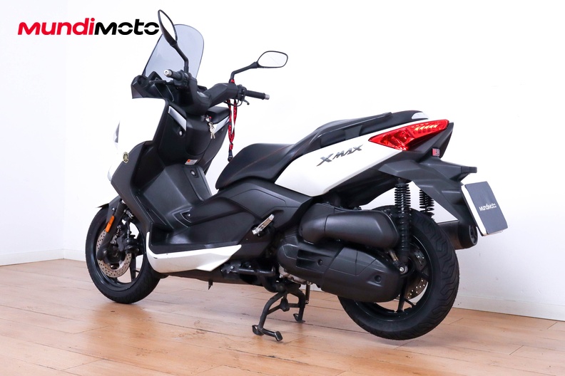 Motorbike image 6