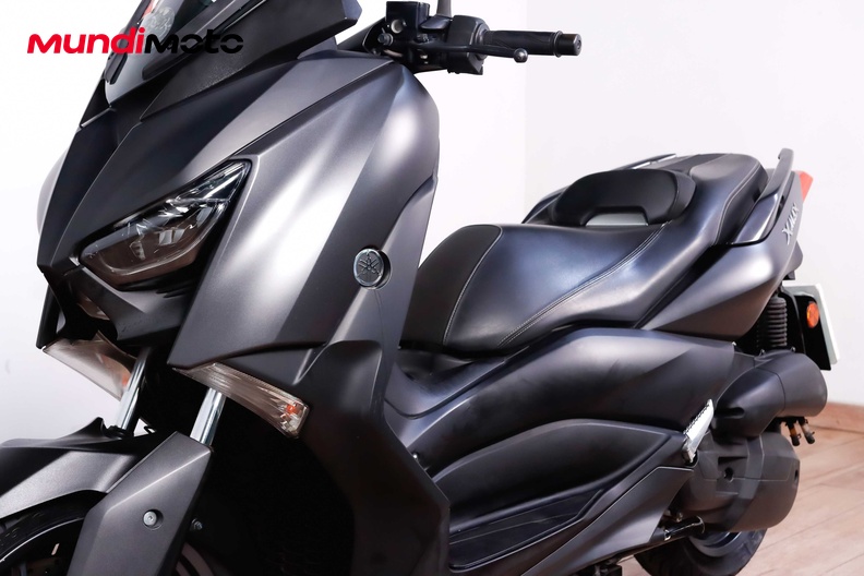 Motorbike image 8