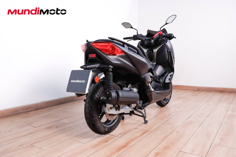 Motorbike image 2