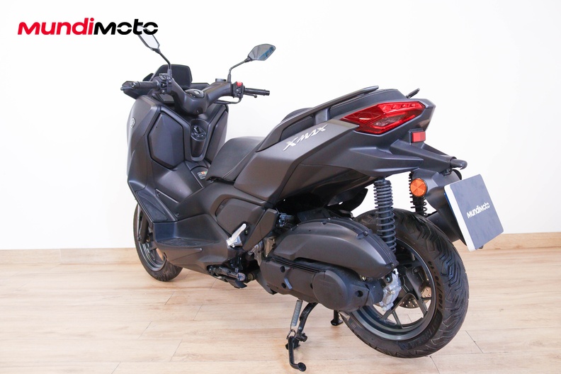 Motorbike image 7