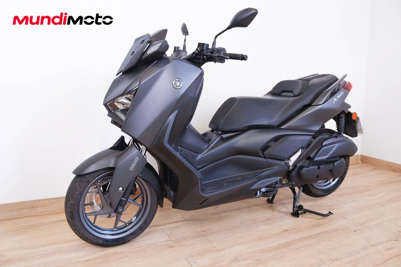 Motorbike image 6