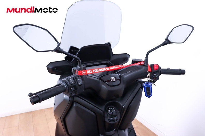 Motorbike image 10