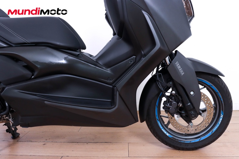 Motorbike image 12