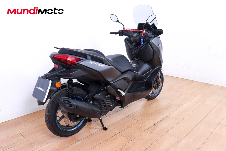 Motorbike image 2