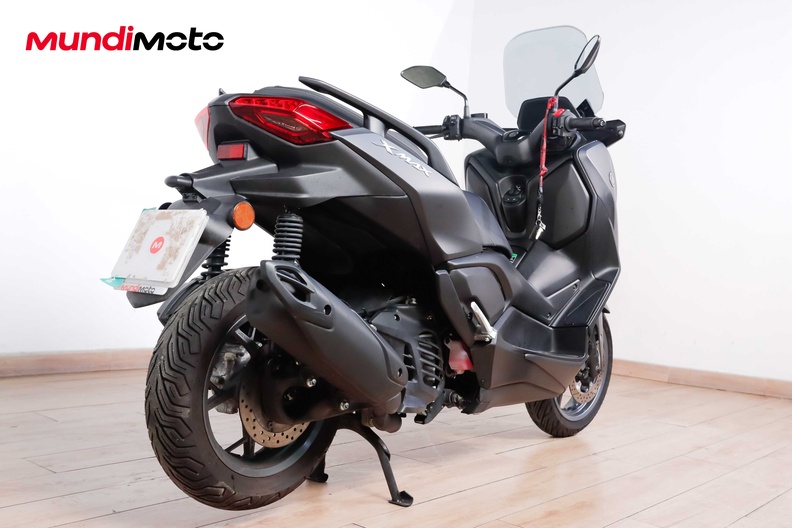 Motorbike image 2