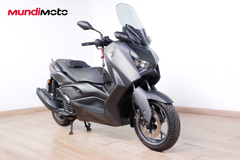 Motorbike image 1