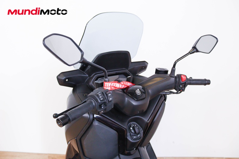 Motorbike image 10