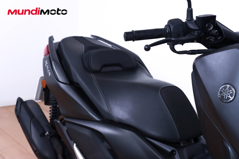 Motorbike image 12