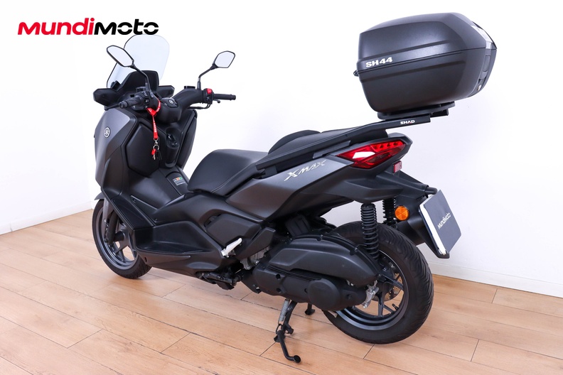 Motorbike image 6