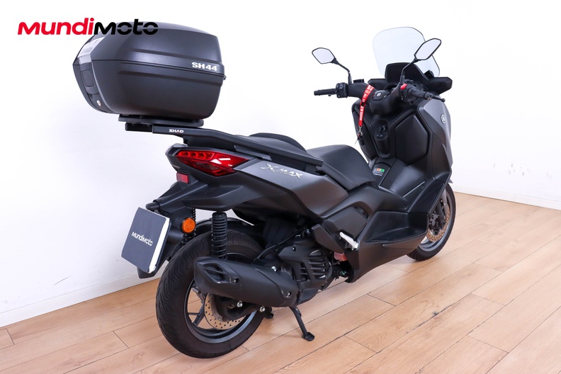 Motorbike image 2