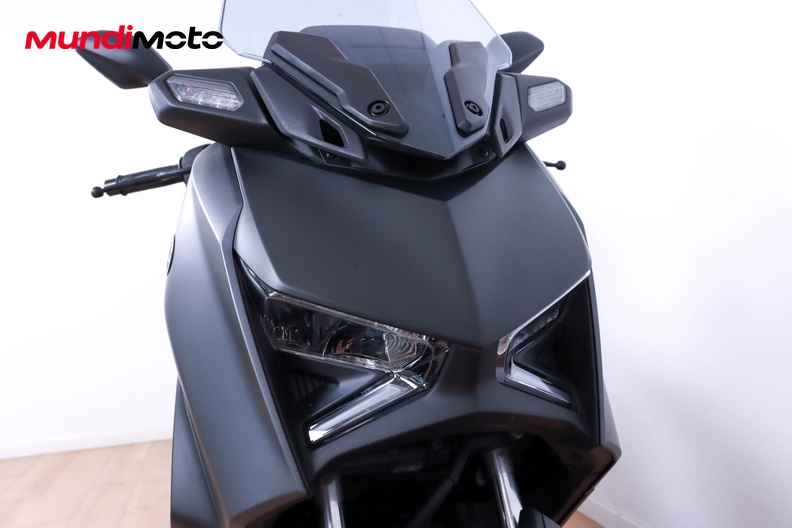 Motorbike image 4