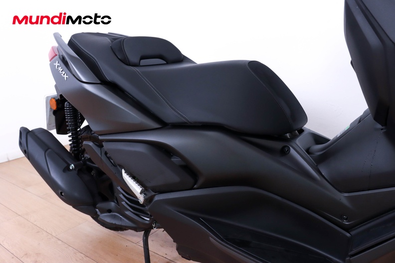 Motorbike image 13