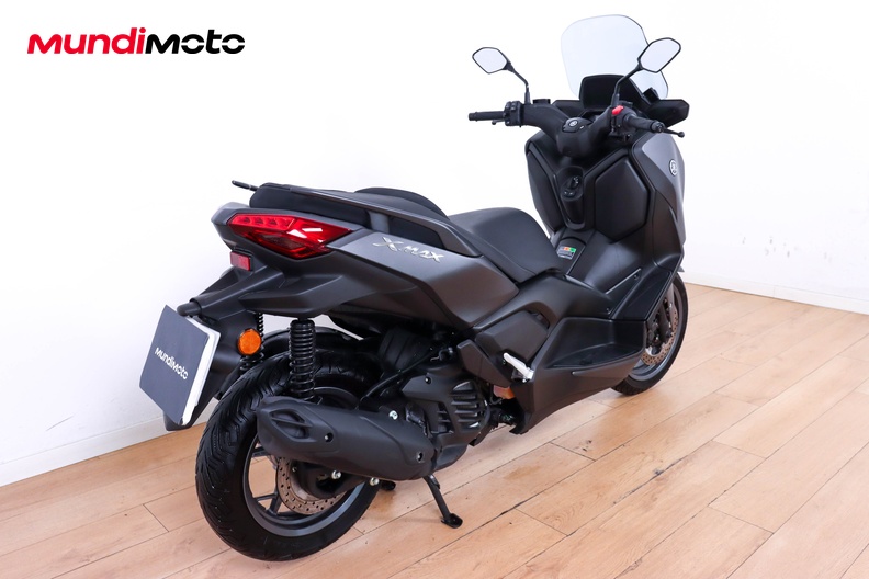 Motorbike image 2