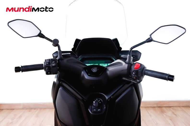 Motorbike image 10