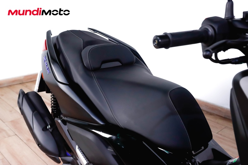 Motorbike image 12