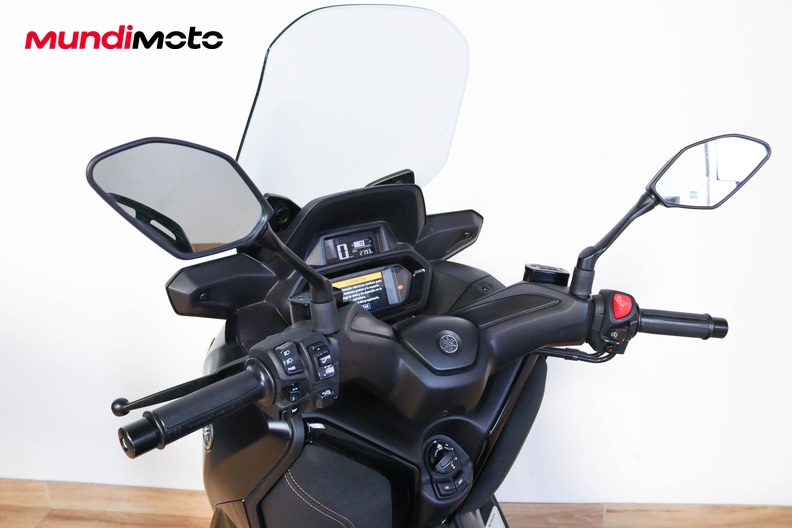 Motorbike image 10