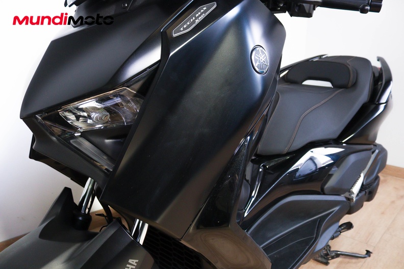 Motorbike image 8