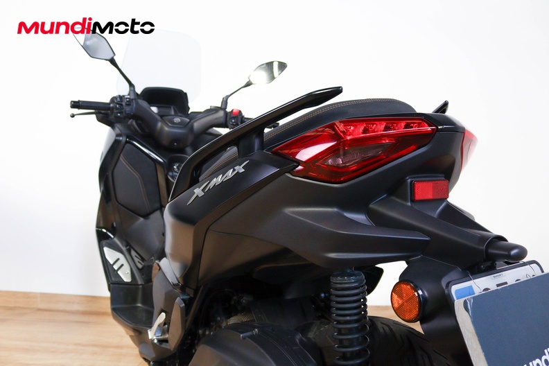 Motorbike image 9