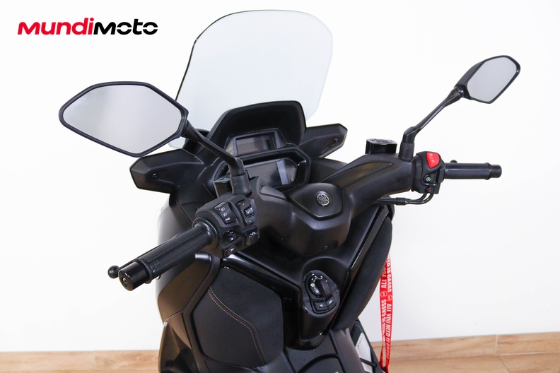 Motorbike image 10