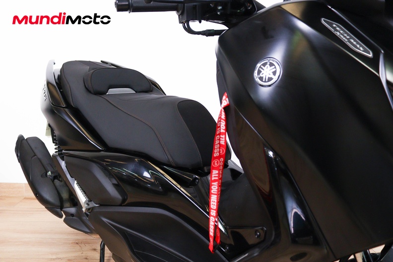 Motorbike image 13