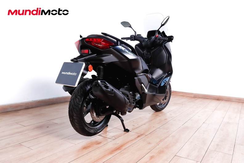 Motorbike image 2