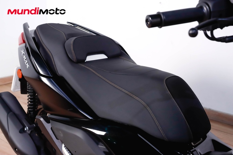 Motorbike image 13