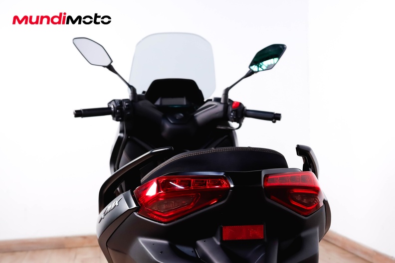 Motorbike image 9