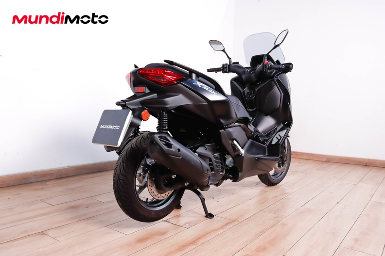Motorbike image 2
