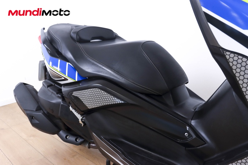 Motorbike image 12
