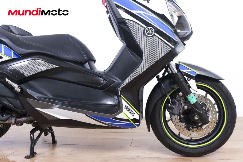 Motorbike image 13
