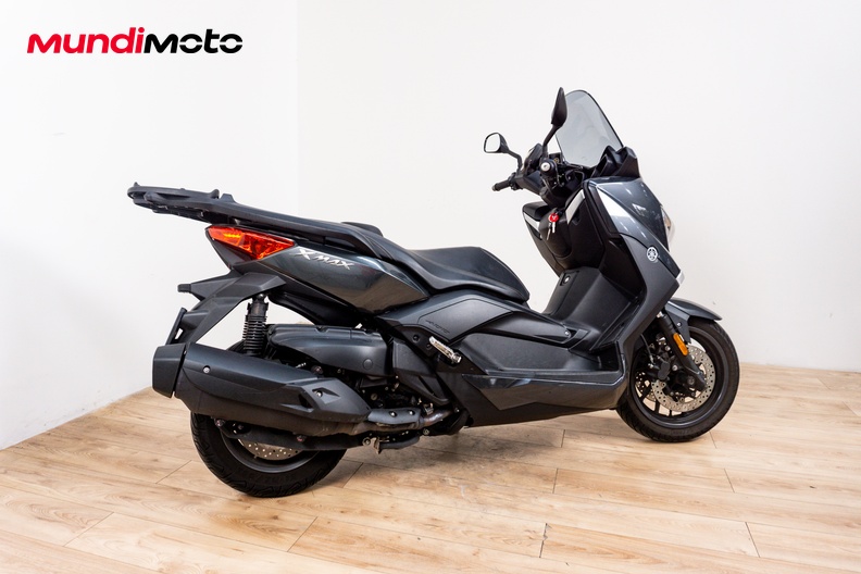 Motorbike image 2