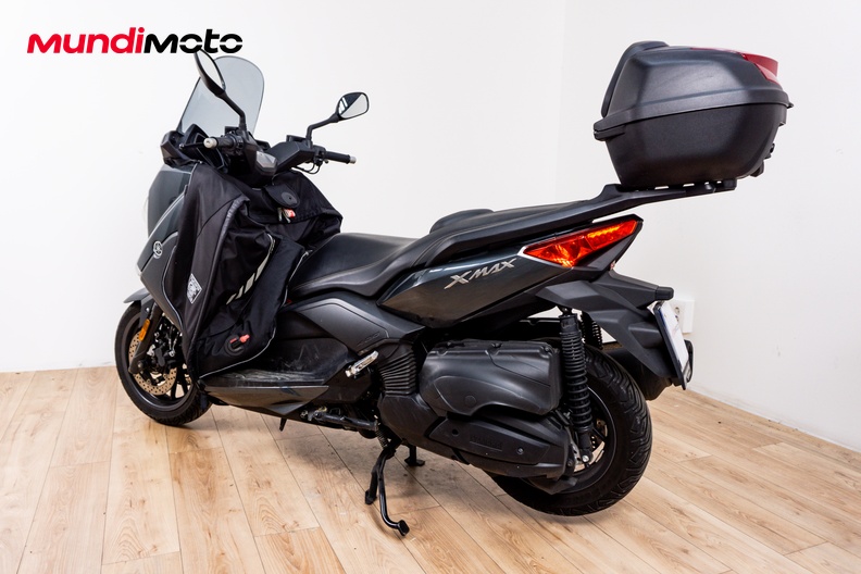 Motorbike image 7