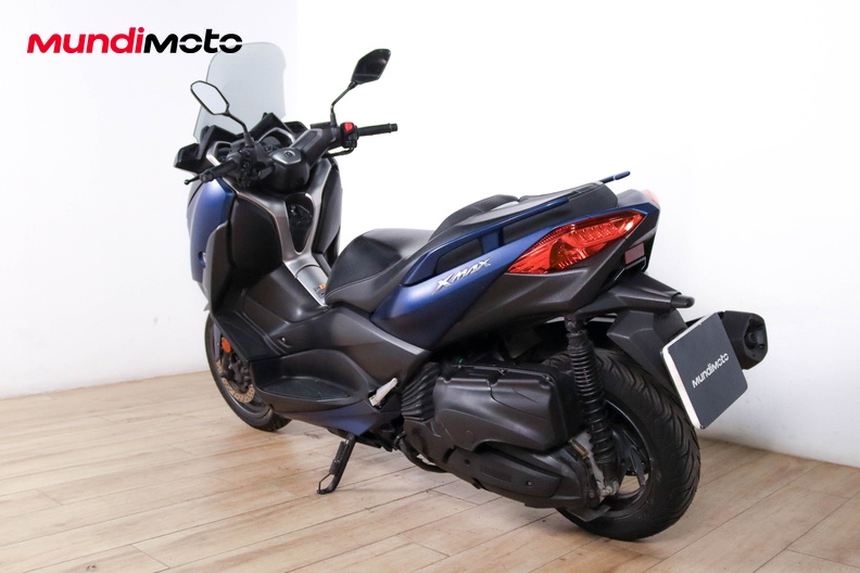 Motorbike image 6