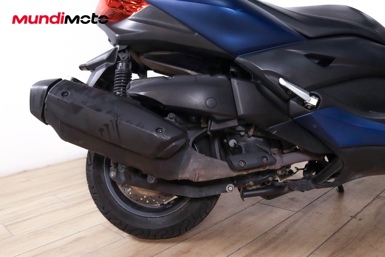 Motorbike image 3