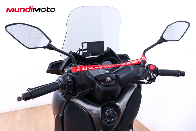 Motorbike image 10