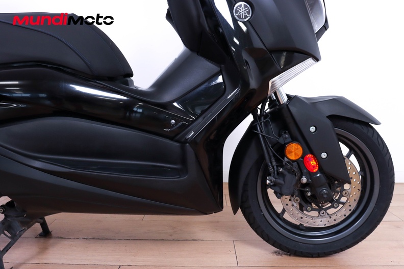 Motorbike image 12