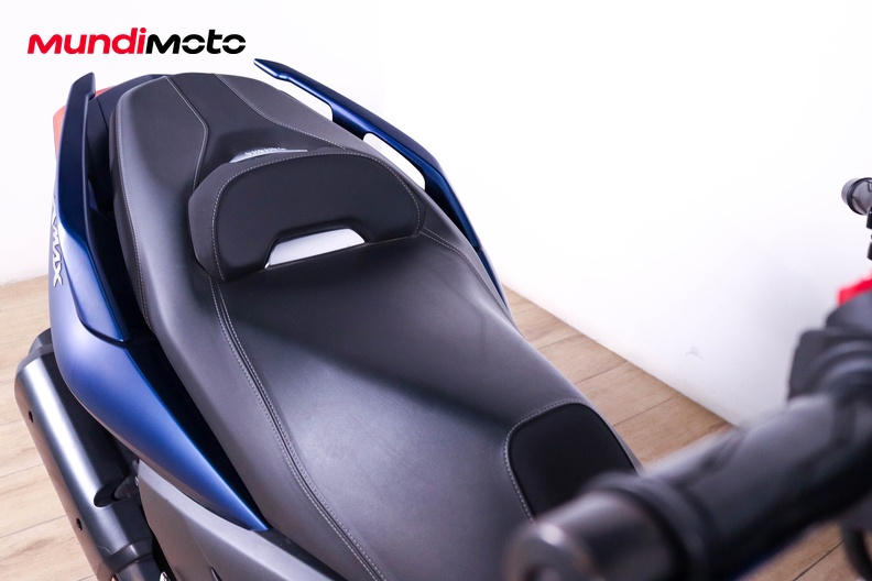 Motorbike image 7