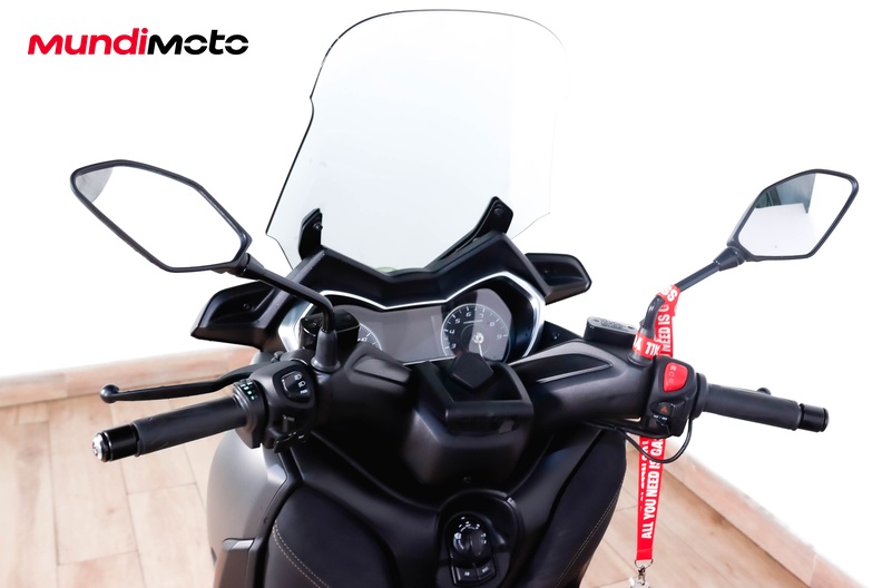 Motorbike image 10