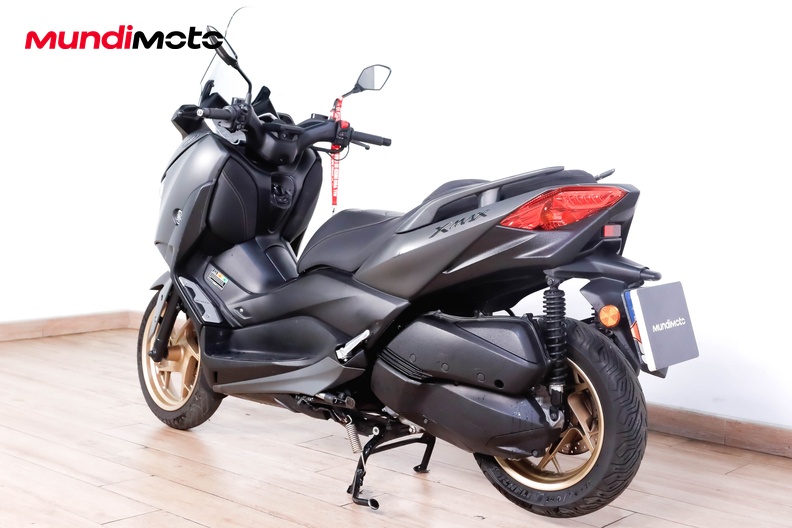 Motorbike image 6