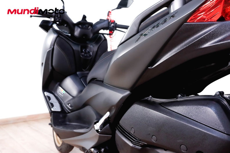 Motorbike image 9