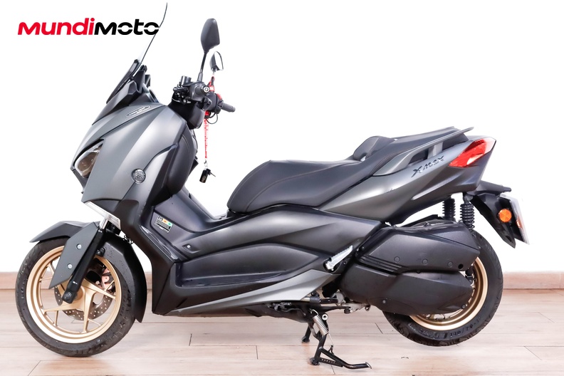 Motorbike image 5
