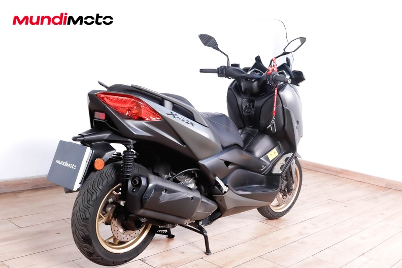 Motorbike image 2