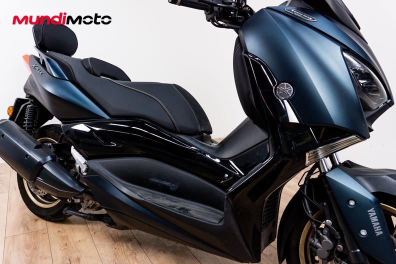 Motorbike image 4